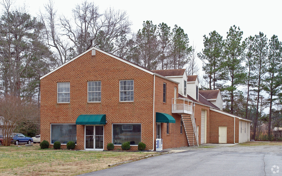 Primary Photo Of 15220 Carrollton Blvd, Carrollton Showroom For Lease