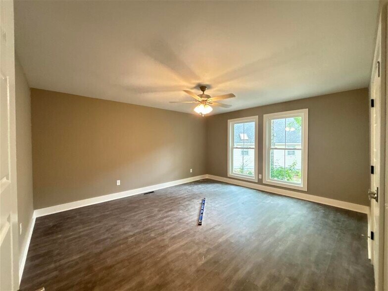 More Photos Of 1344 Park St, Bowling Green Multifamily For Sale