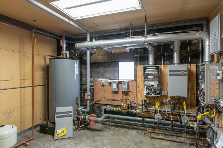 More Photos Of 67-69 Public Sq, Wilkes Barre Office Residential For Lease