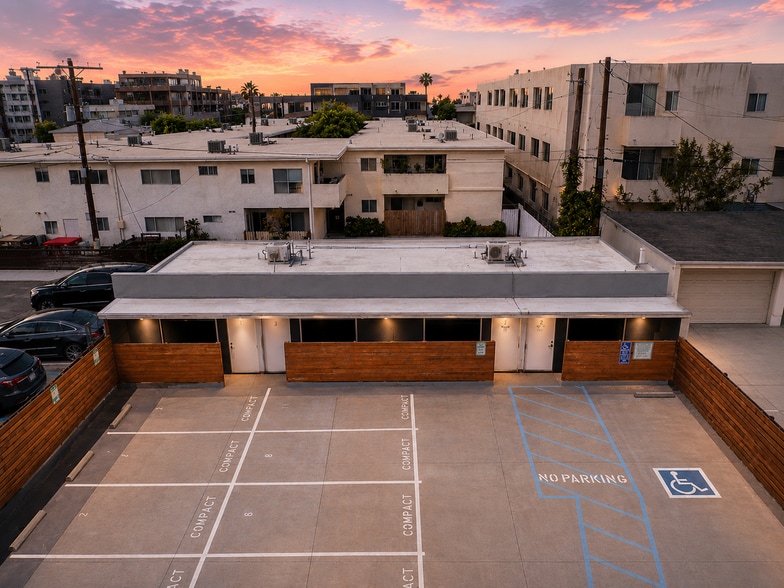 More Photos Of 4325-4327 Woodman Ave, Sherman Oaks Storefront Retail Office For Sale