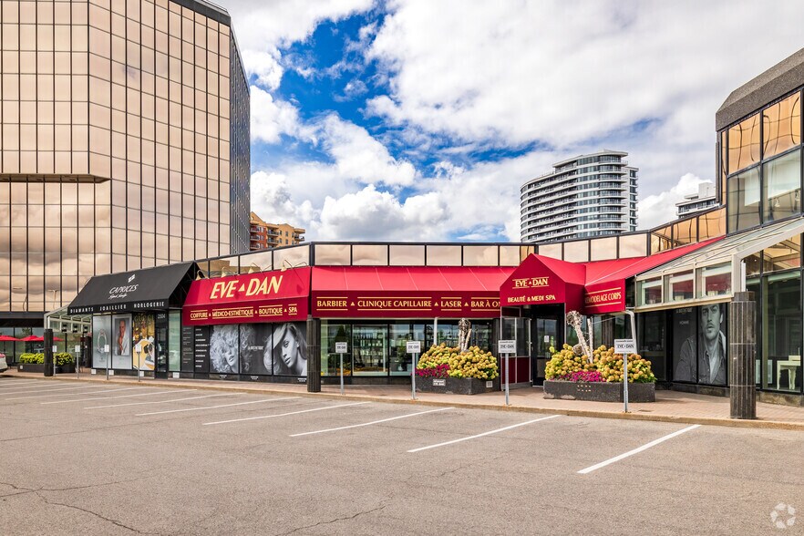 Primary Photo Of 2504-2528 Boul Daniel-Johnson, Laval Storefront For Lease