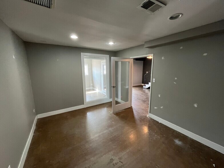 More Photos Of 1150-1162 S Lipan St, Denver Light Manufacturing For Lease