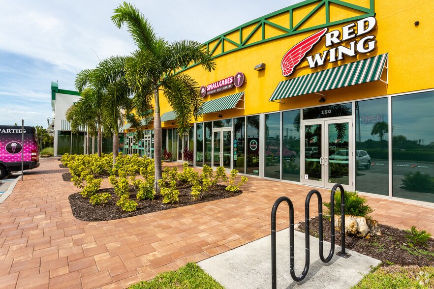 More Photos Of 11150 S Cleveland Ave, Fort Myers Storefront Retail Office For Lease