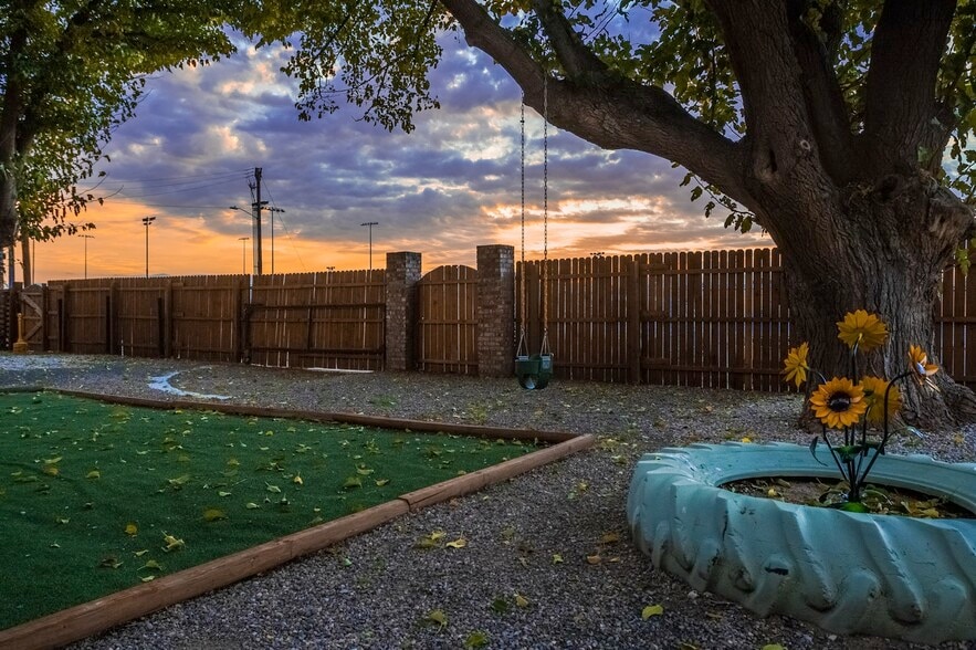 More Photos Of 1800 S Pennsylvania Ave, Roswell Apartments For Sale