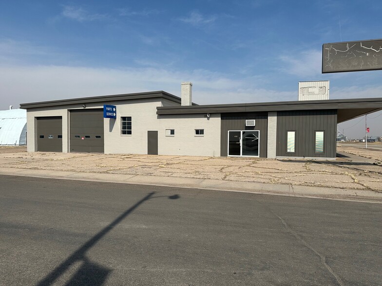 Primary Photo Of 622 W 1st St, Julesburg Auto Dealership For Sale