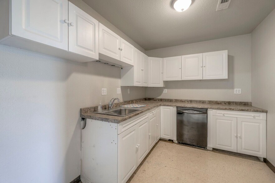 More Photos Of 17321 County Road 41, Archie Manufacturing For Sale