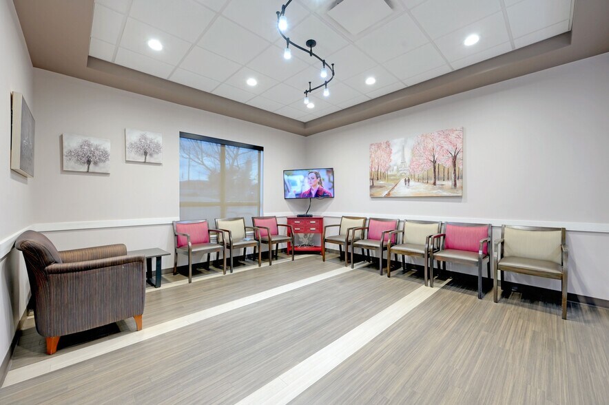 More Photos Of 11923 Culebra Rd, San Antonio Medical For Sale