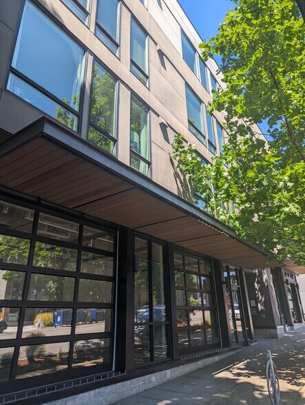 More Photos Of 4111 Stone Way N, Seattle Apartments For Lease