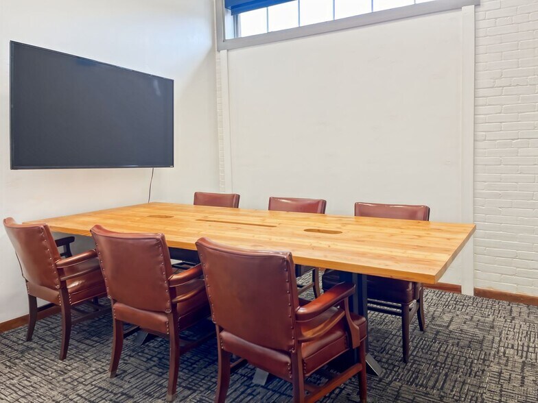 More Photos Of 602 S Main St, Gainesville Coworking Space