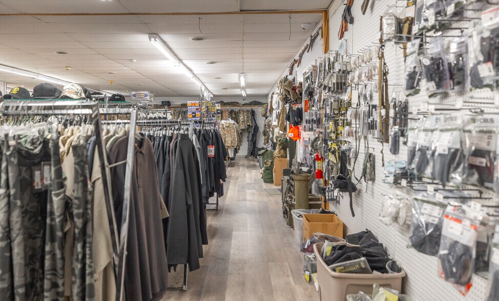 More Photos Of 363 Doolittle Outer Rd, Rolla General Retail For Sale