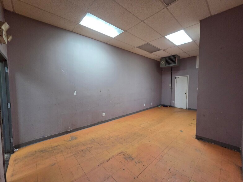 More Photos Of 1226-1246 E Gun Hill Rd, Bronx Storefront For Lease