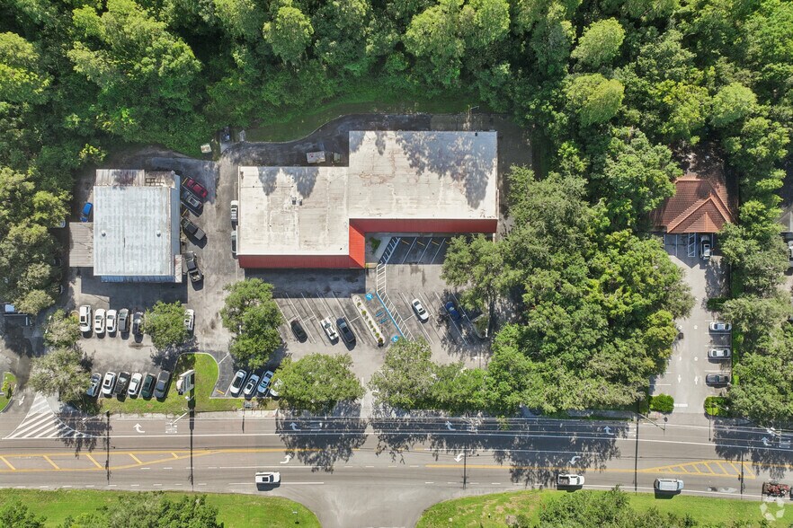 More Photos Of 8525-8549 Gunn Hwy, Odessa Unknown For Lease
