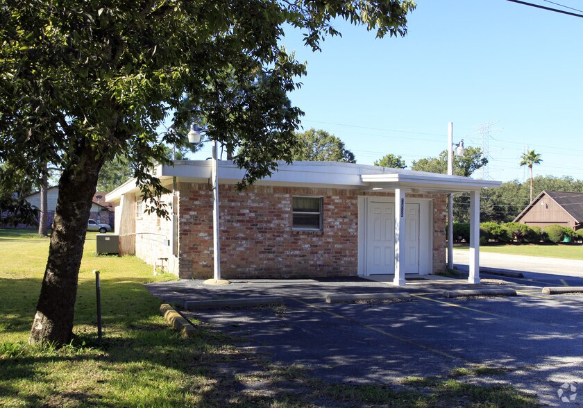 More Photos Of 7430 Rodgers Rd, Manvel Office Residential For Sale