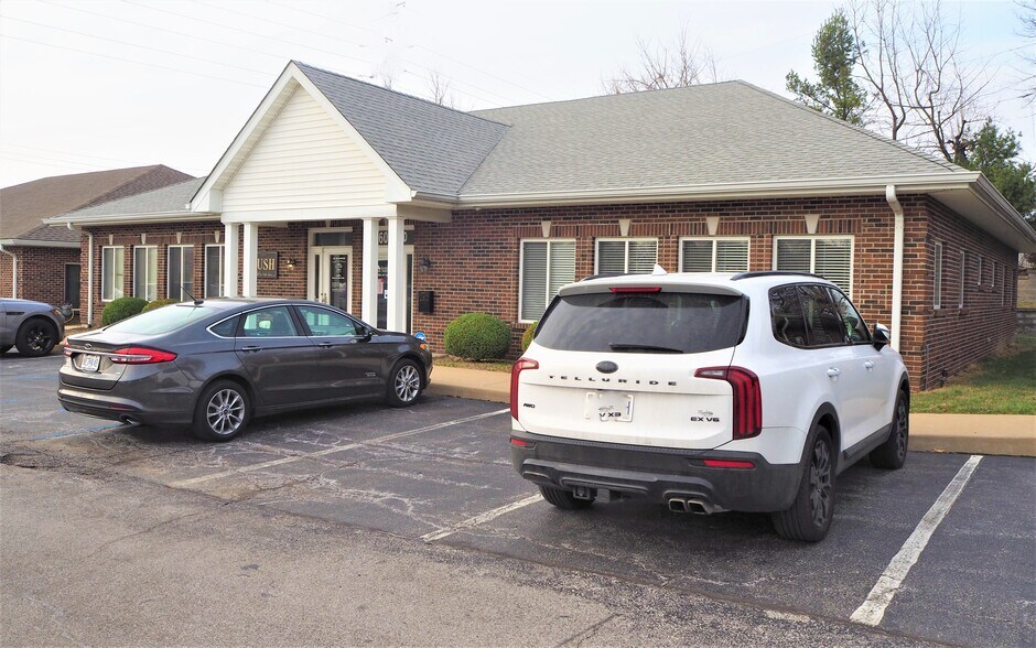 More Photos Of 60 Gailwood Dr, Saint Peters Medical For Lease