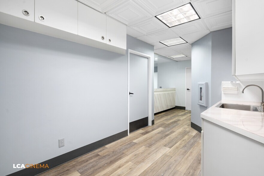 More Photos Of 2317 17th St, Bakersfield Medical For Lease