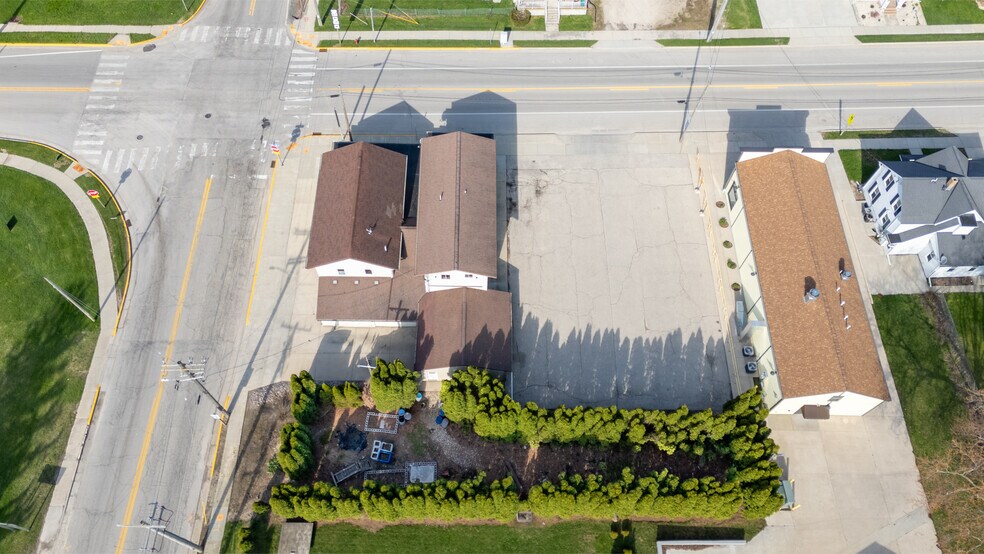 More Photos Of 504 Milwaukee St, Lomira Flex For Sale