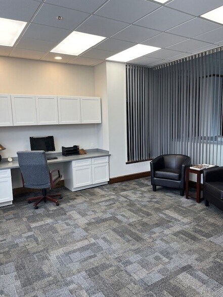 More Photos Of 205 Washington St, Burlington Office For Lease