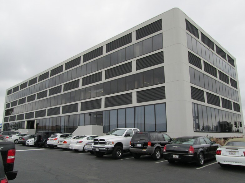 More Photos Of 9750 Miramar Rd, San Diego Medical For Sale