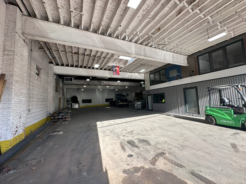 More Photos Of 82-84 Jabez St, Newark Warehouse For Lease