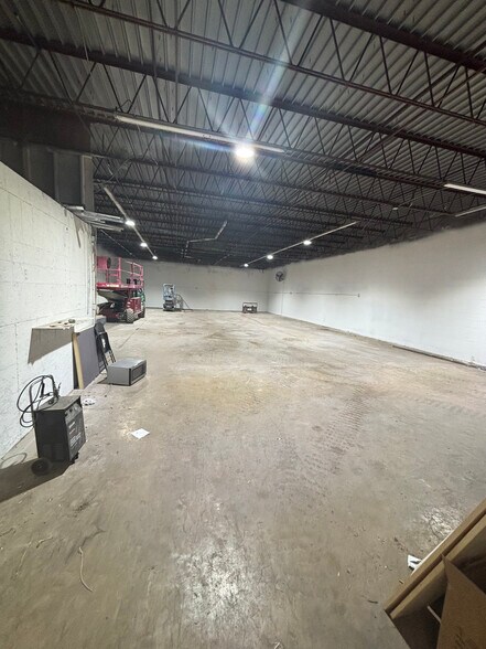 More Photos Of 2222 E Boulder St, Colorado Springs Light Manufacturing For Lease