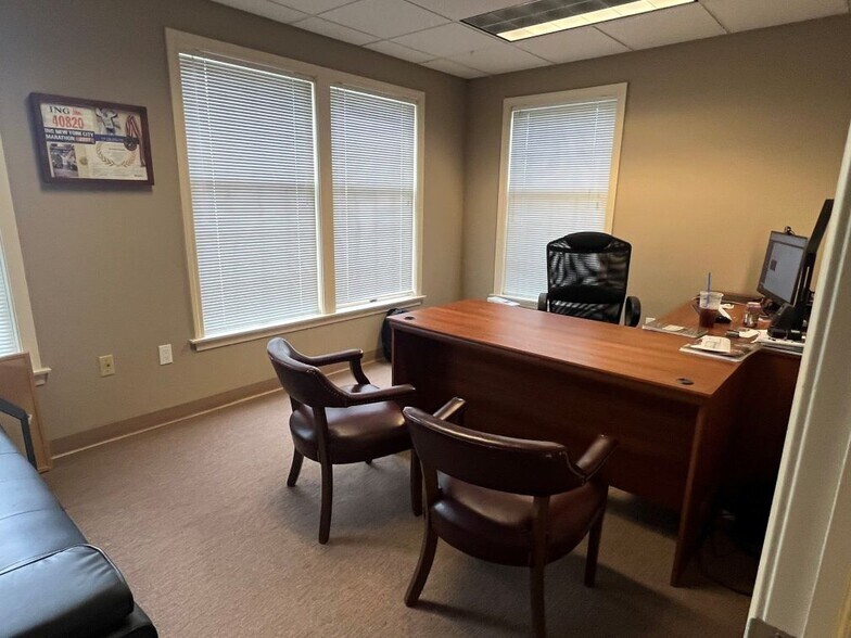 More Photos Of 288 Highland Ave, Cheshire Medical For Lease