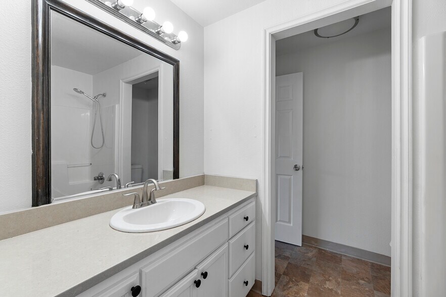 More Photos Of 16804-16918 SE Division St, Portland Apartments For Sale