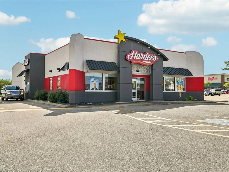 More Photos Of 1410 Flammang Dr, Waterloo Fast Food For Sale