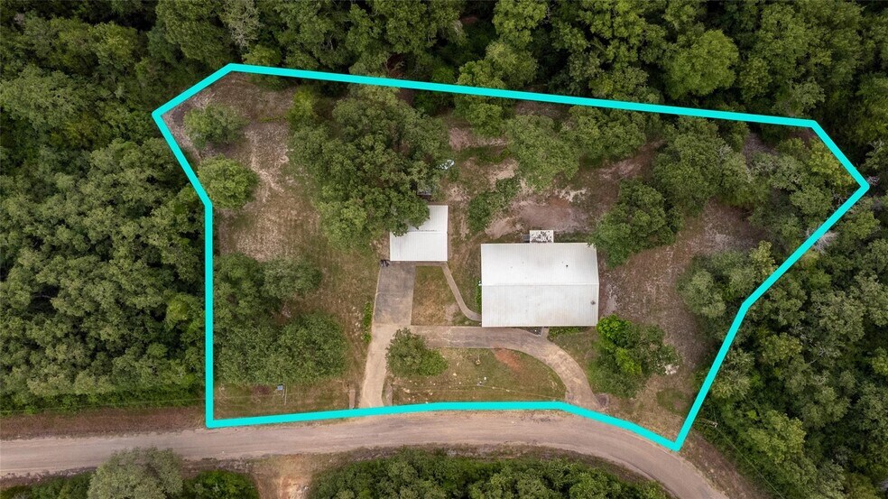 More Photos Of 1213 Lakeland Loop, Hilltop Lakes Specialty For Sale