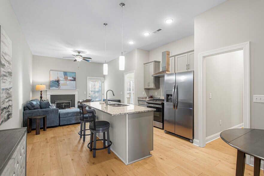 More Photos Of 2325-2385 Tribek Ct, Burlington Apartments For Sale