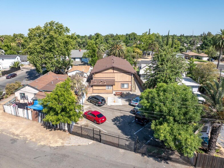 More Photos Of 2944 Del Paso Blvd, Sacramento Apartments For Sale