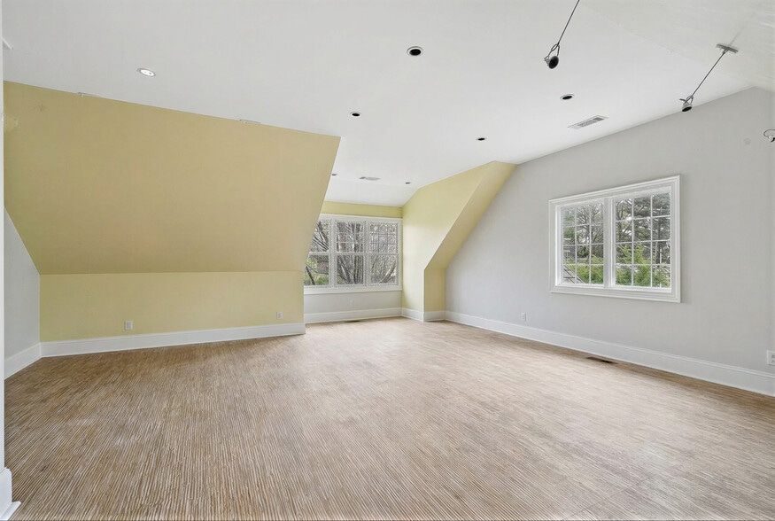 More Photos Of 1640 Piedmont Ave NE, Atlanta Office For Sale