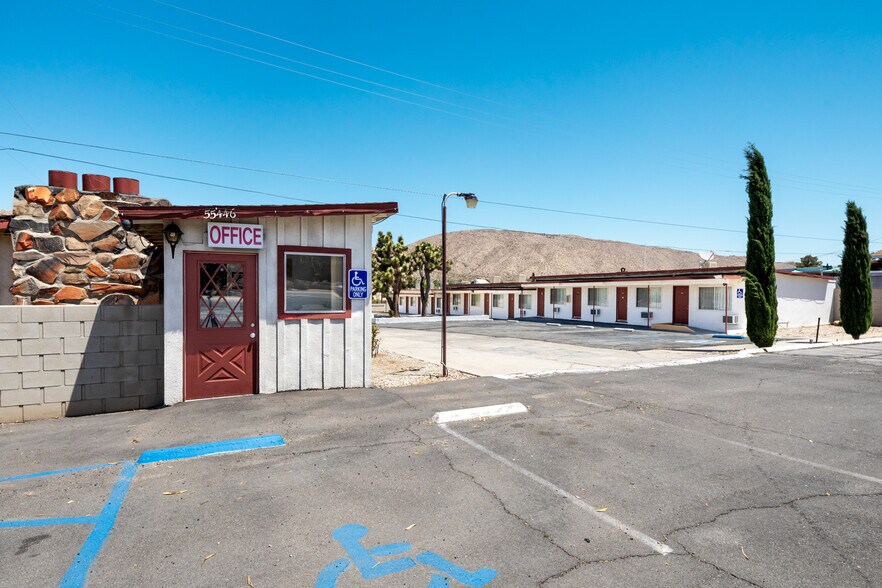 More Photos Of 55446 29 Palms Hwy, Yucca Valley Hotel For Sale