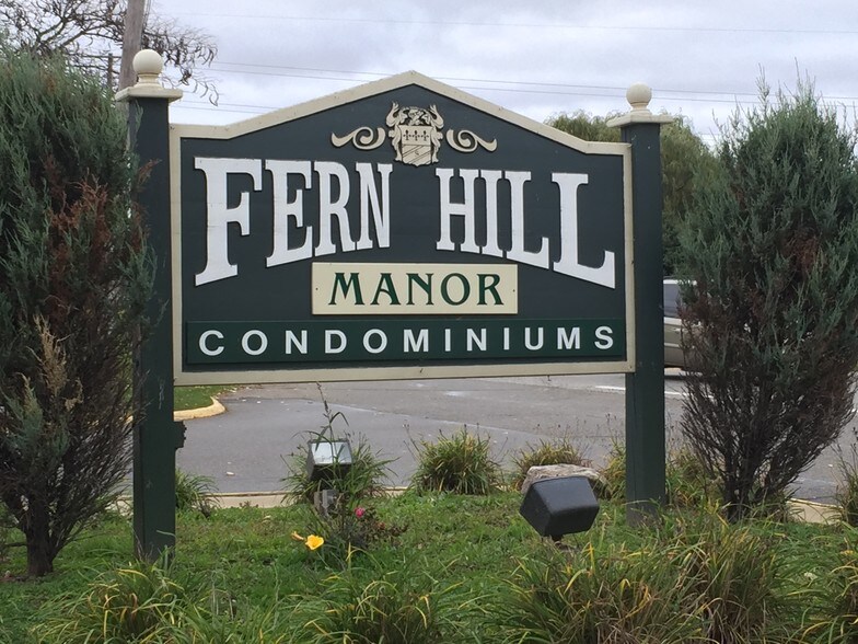 More Photos Of 17100 Clinton River Rd, Clinton Township Apartments For Sale