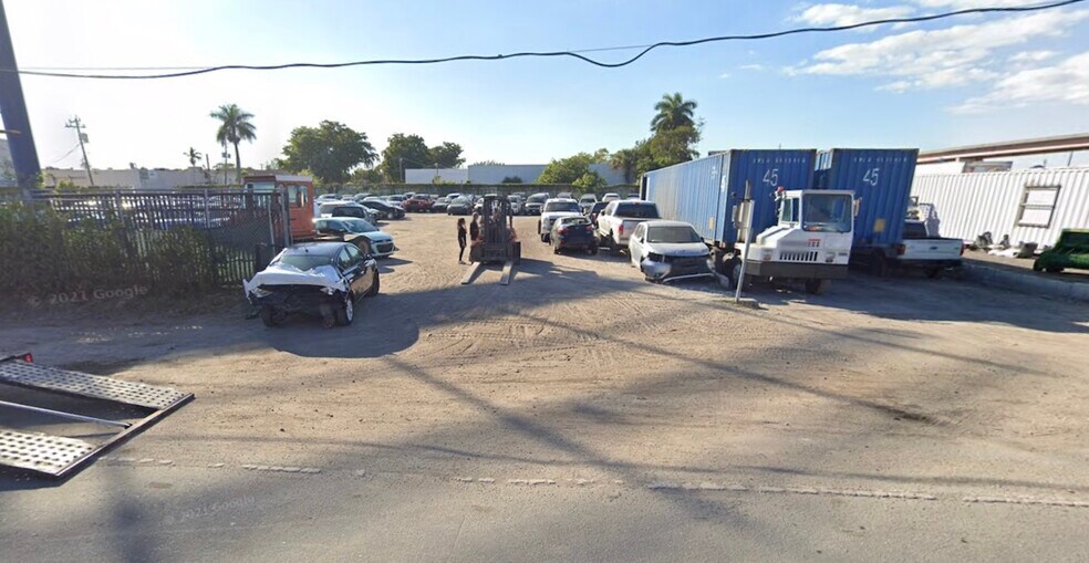 Primary Photo Of 3301 Ravenswood Rd, Fort Lauderdale Land For Sale