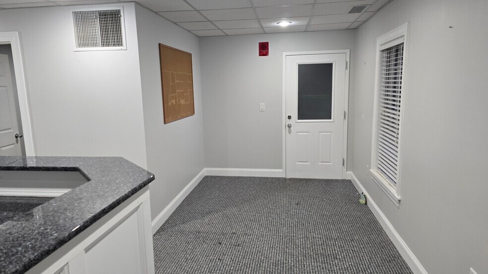 More Photos Of 80 Washington St, Norwell Office For Sale
