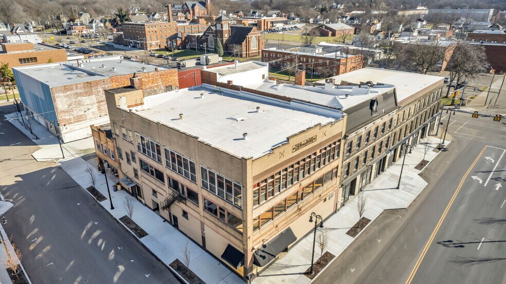 More Photos Of 112-130 Erie St S, Massillon Office For Sale