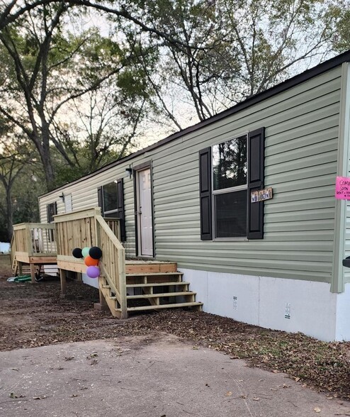 More Photos Of 37 S Acres W, Bristow Manufactured Housing Mobile Home Park For Sale