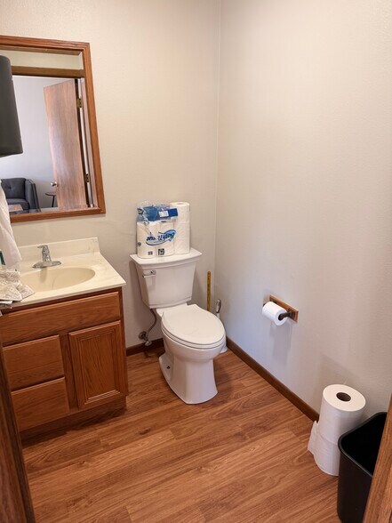 More Photos Of 304 Henriette Ave, Crivitz Office For Lease