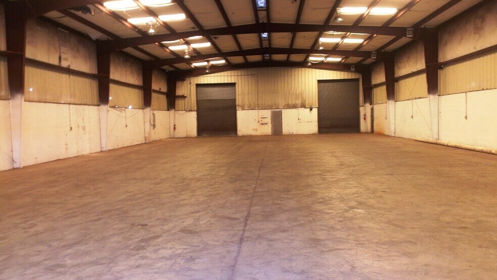 More Photos Of 4035A Reynolds Blvd, Green Cove Springs Manufacturing For Lease