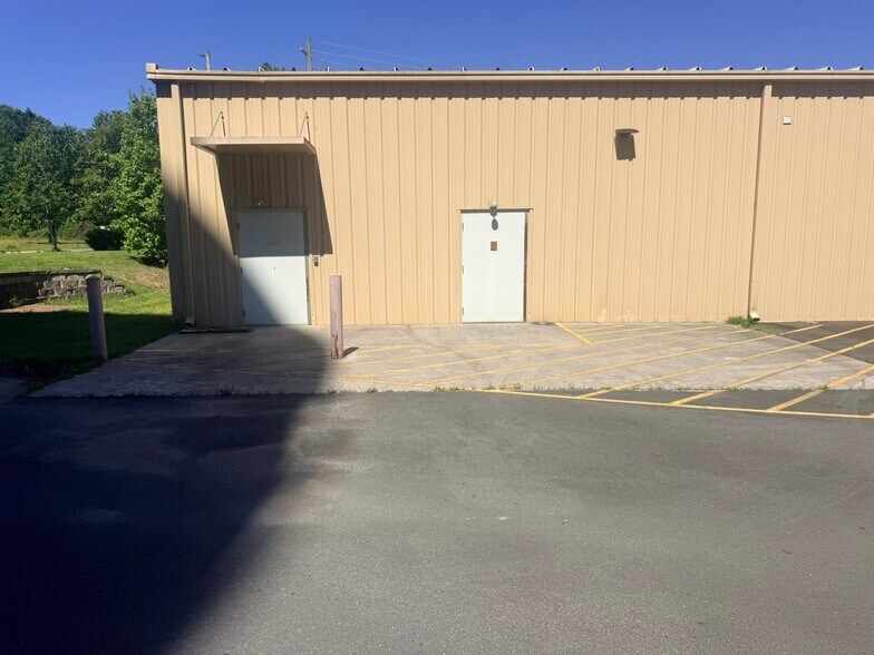More Photos Of 2384 Nc Highway 24 27 E, Biscoe Freestanding For Sale