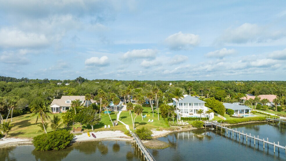 More Photos Of 11450 S Indian River Dr, Sebastian Hotel For Sale