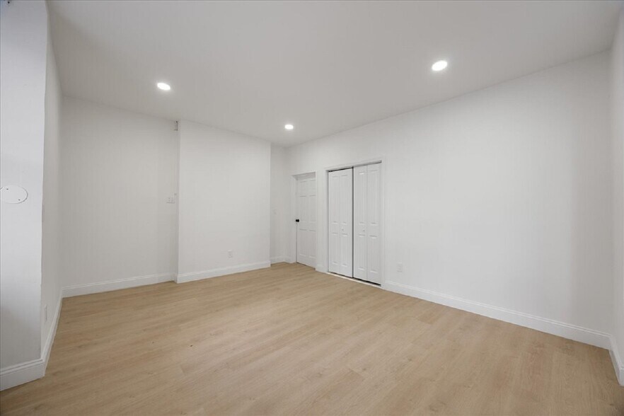 More Photos Of 95 Buena Vista Ave, Yonkers Apartments For Sale
