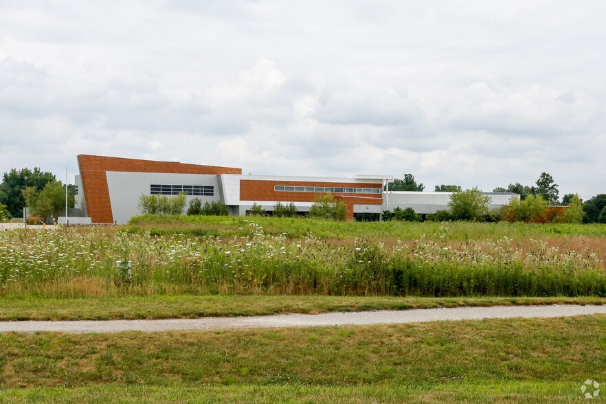 More Photos Of 4170 Allium Ct, Springfield Office For Lease