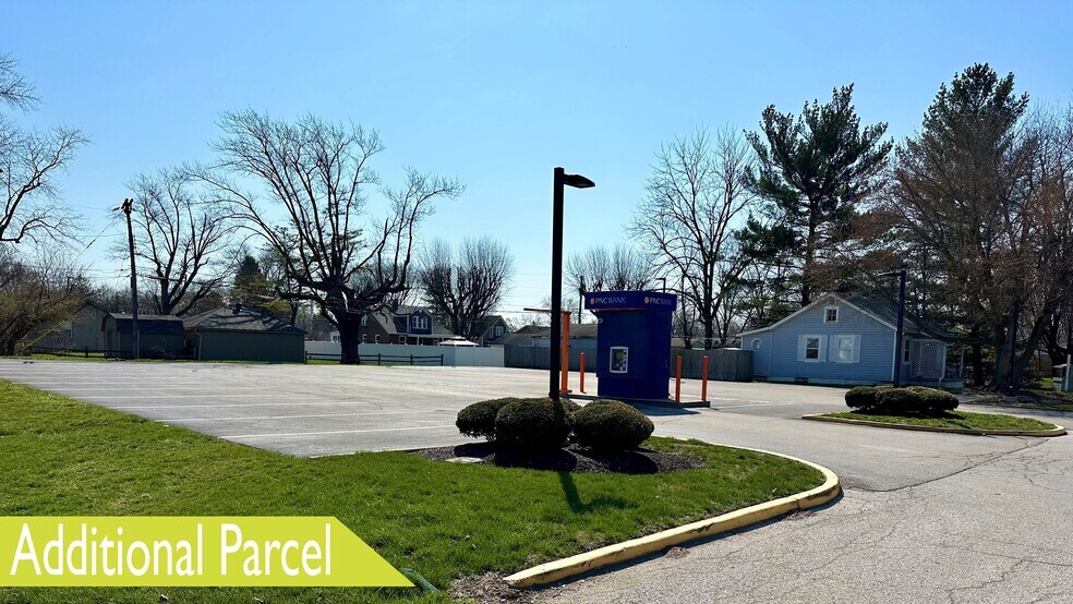 More Photos Of 3003 S Kentucky Ave, Indianapolis Bank For Sale