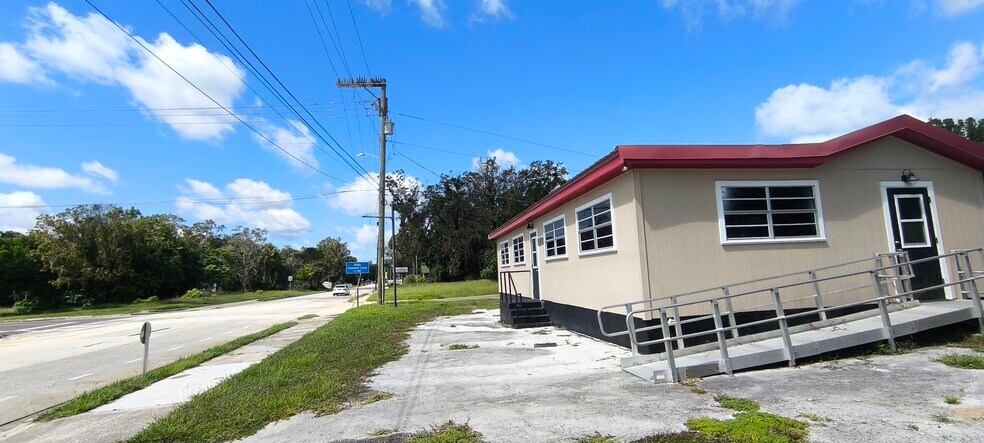 More Photos Of 14610 Kennard St, Waldo Freestanding For Sale