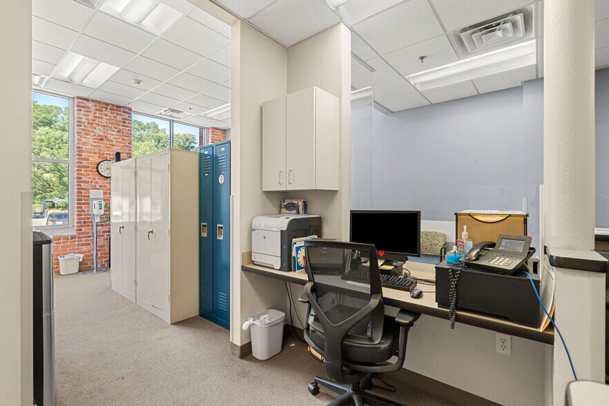 More Photos Of , Lawrence Office For Sale