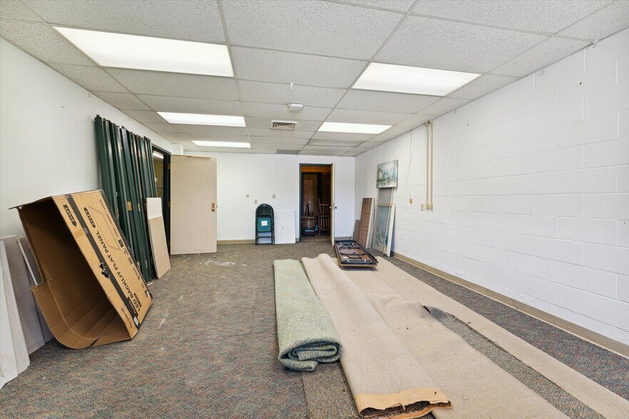 More Photos Of 3333 Brecksville Rd, Richfield Office For Sale