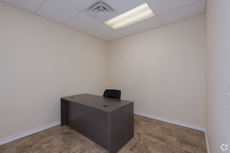 More Photos Of 10800 State Highway 191, Midland Manufacturing For Lease