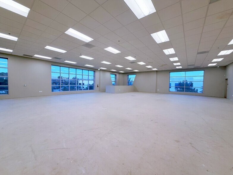 More Photos Of 886 S Azusa Ave, City of Industry Industrial For Lease