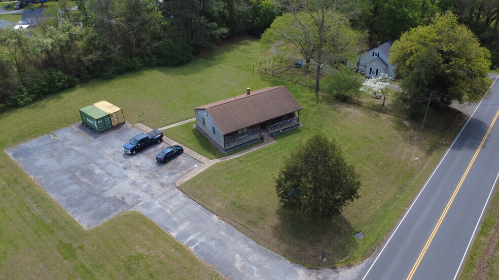 Primary Photo Of 1108 Wilroy Rd, Suffolk Office For Sale